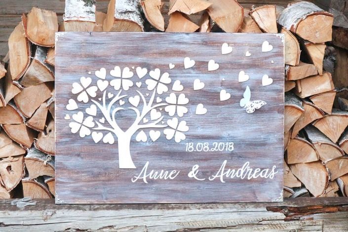 wedding_tree_aus_holz-hochzeitsdeko-geschenk_fuer_das_brautpaar-holzmitliebe